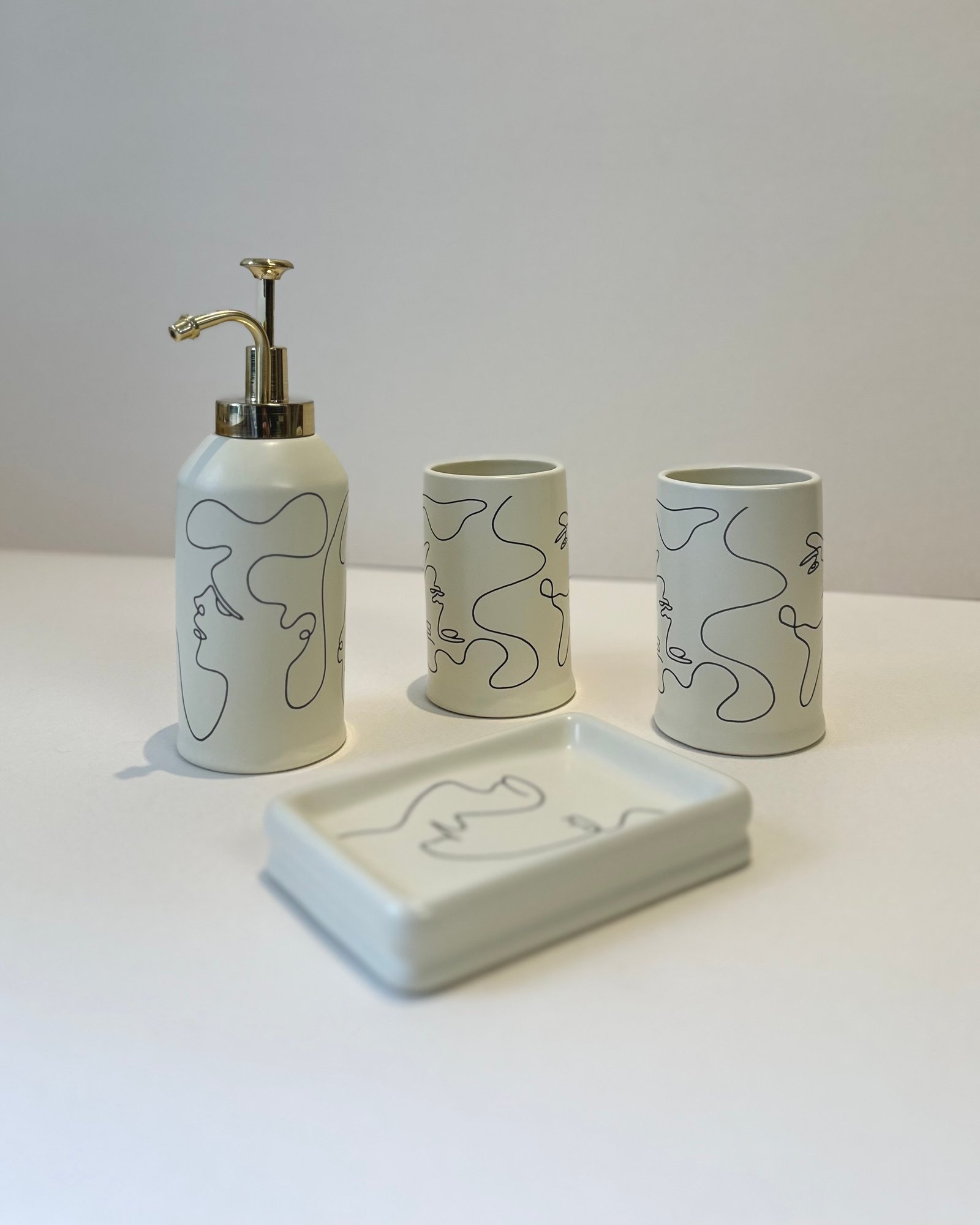 طقم حمّام LineArt