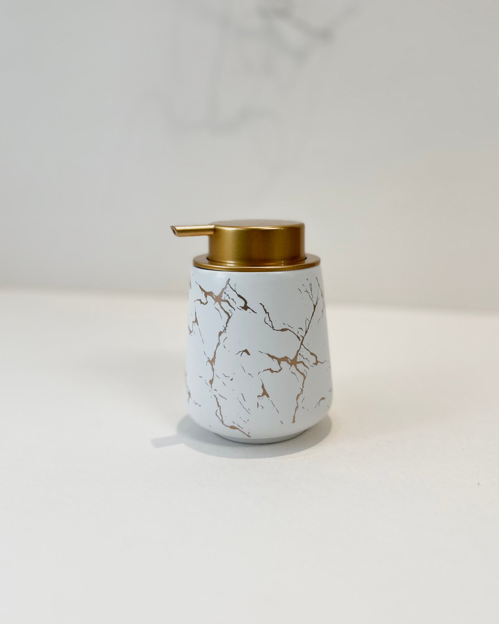 موزّع صابون Ivory